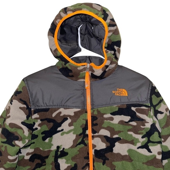 The North Face Boys Reversible Camo Charcoal Jacket Size L - Picture 11 of 12
